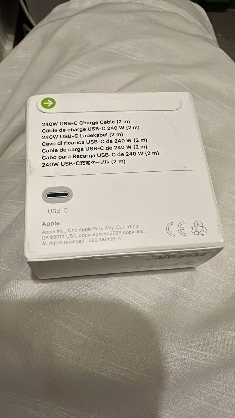 2 Meter C type original Apple cable 0