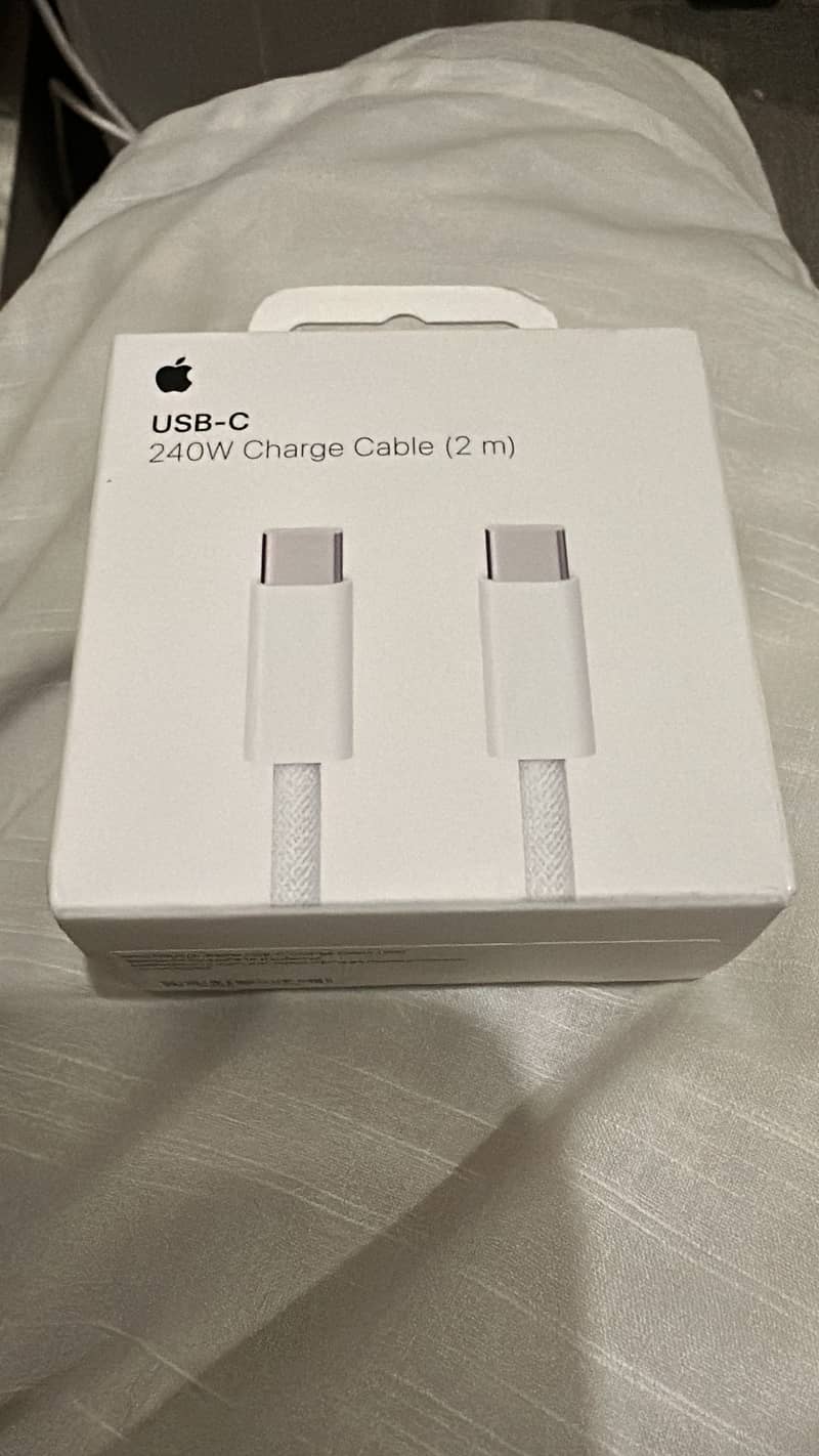 2 Meter C type original Apple cable 1
