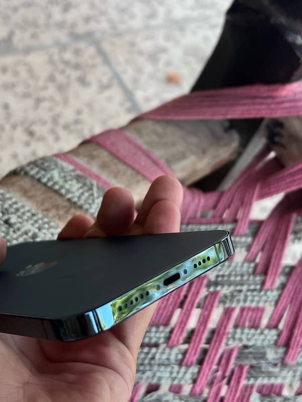 Iphone 12 Pro Max 3