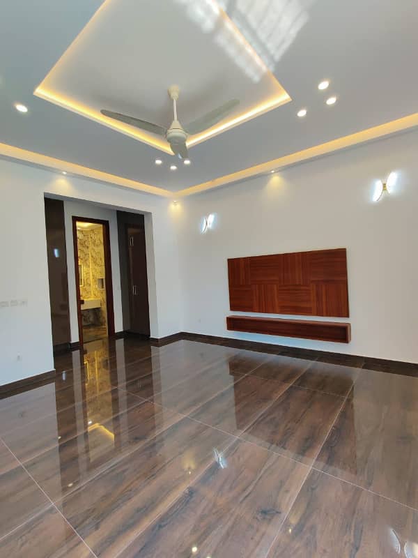 20 Marla brand new home for sale 16