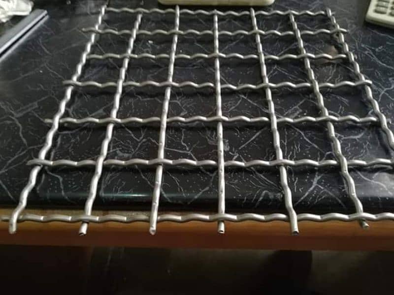 chain link fence razor wire barbed wire welded mesh Security Wire jali 13