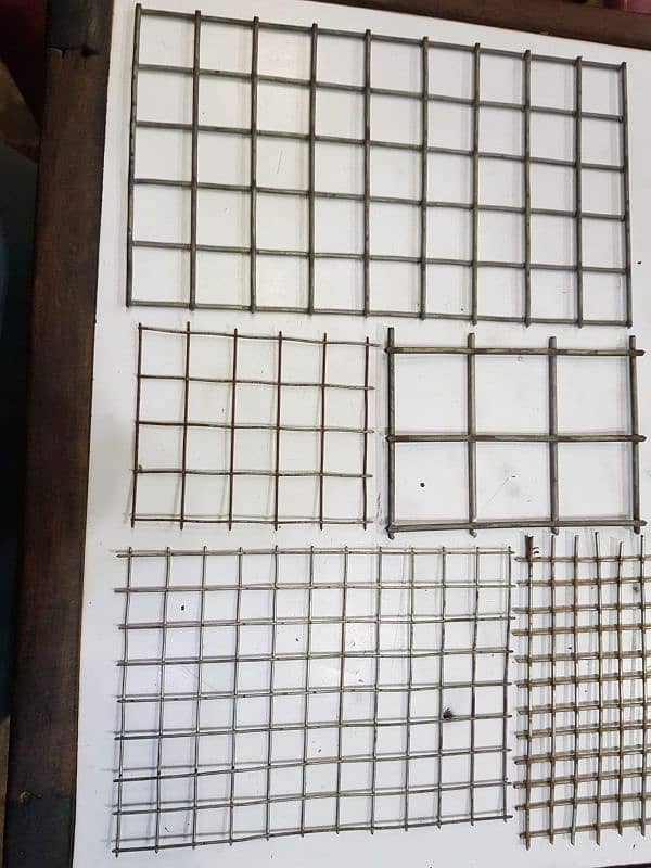 chain link fence razor wire barbed wire welded mesh Security Wire jali 17