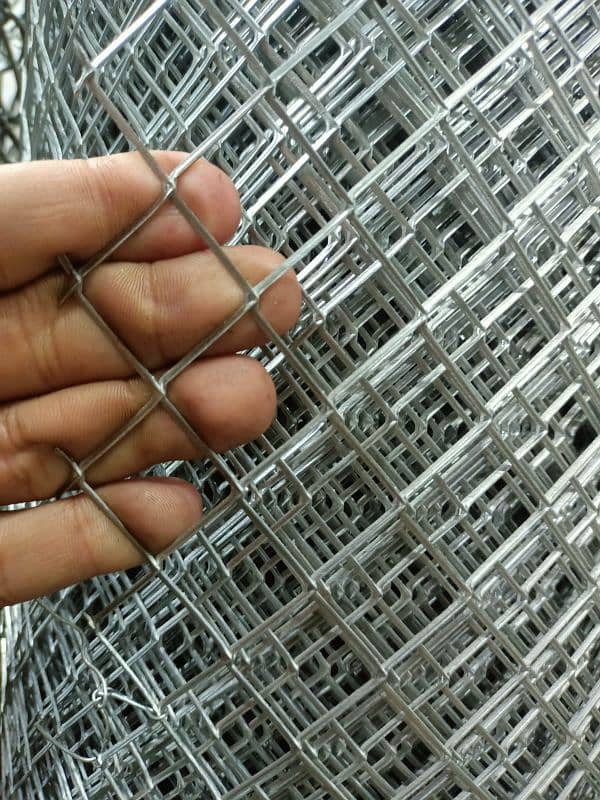 chain link fence razor wire barbed wire welded mesh Security Wire jali 18