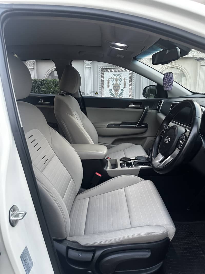 Kia Sportage fwd 8