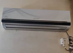 KENWOOD 1.5 TON AC
