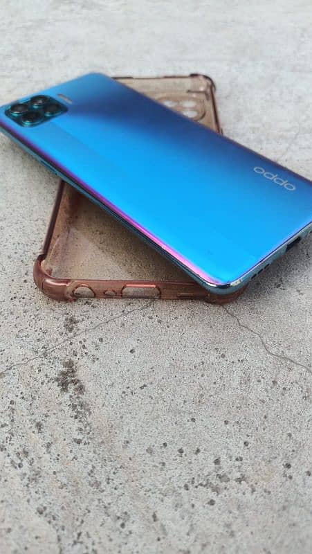 oppo f17pro with their box 4