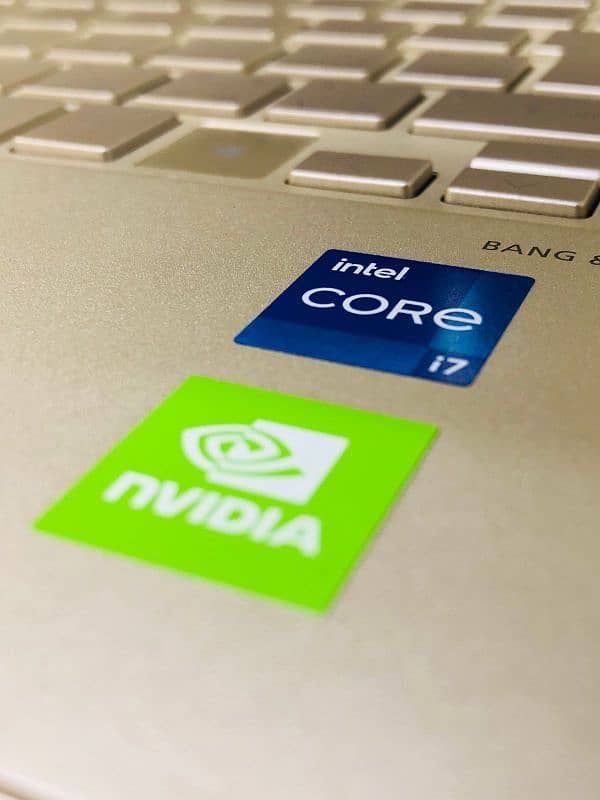 HP ENVY CORE I7 11TH GENERATION TOUCH SCREEN LAPTOP (2GB NVIDIA CARD) 4