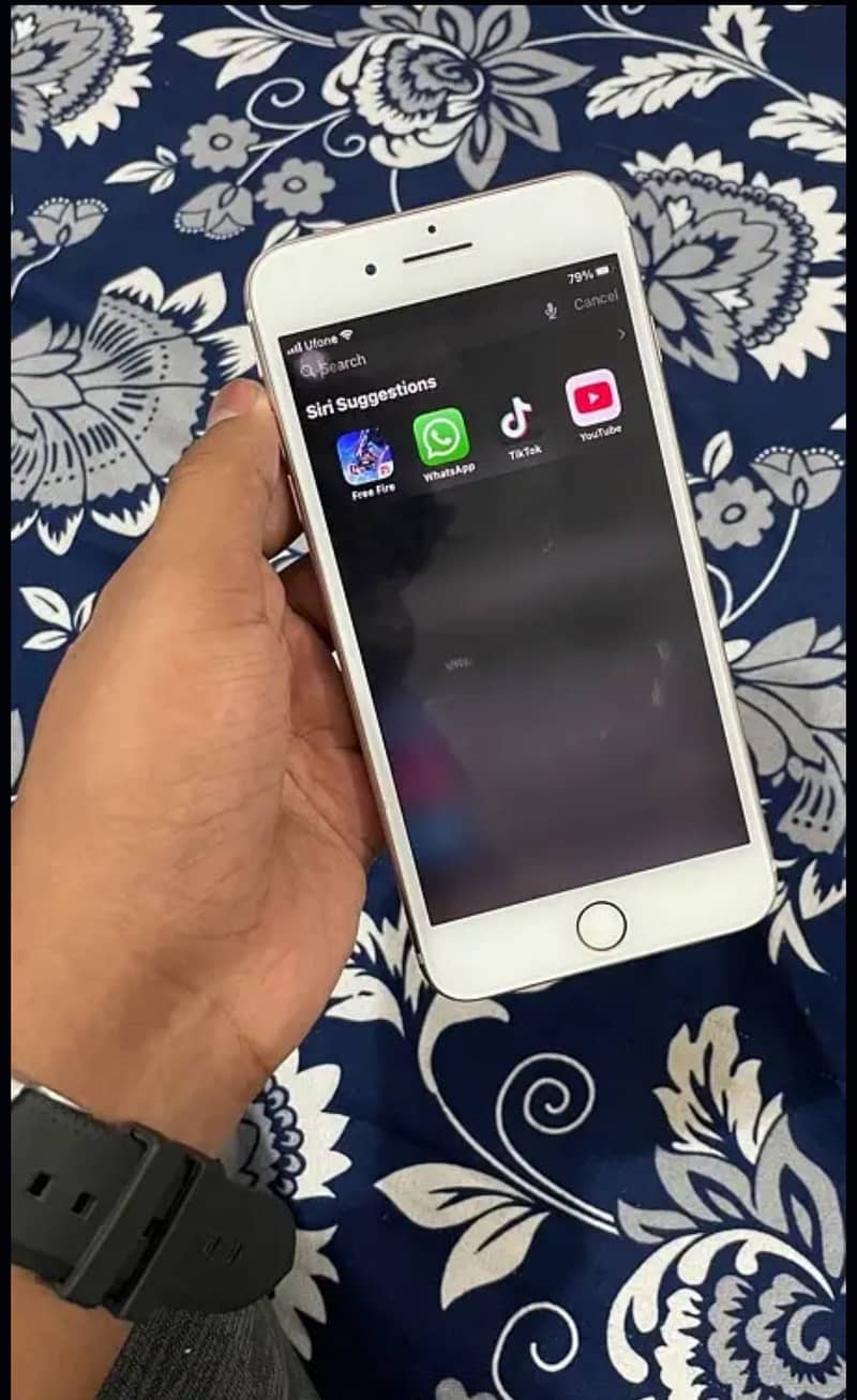 IPHONE 7plus PTA APPROVEurgent sale 1