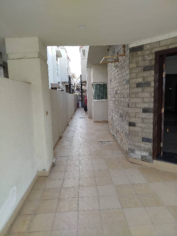 Great Location Close To All Amenities 11-Marla Double-Storey Modern House For Sale 6