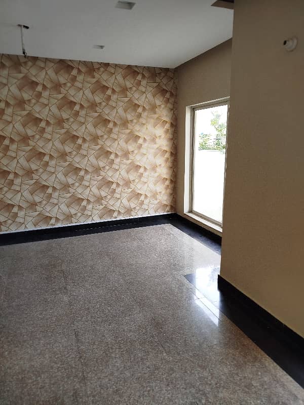 Great Location Close To All Amenities 11-Marla Double-Storey Modern House For Sale 14