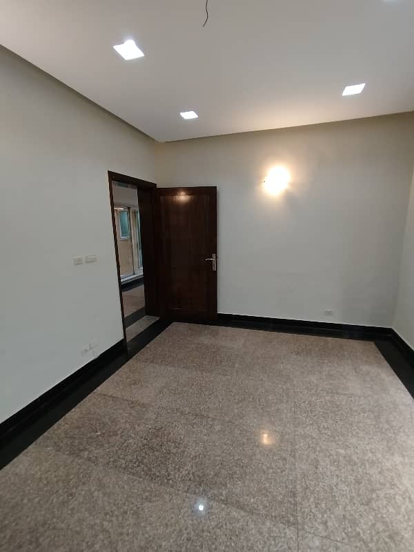 Great Location Close To All Amenities 11-Marla Double-Storey Modern House For Sale 43
