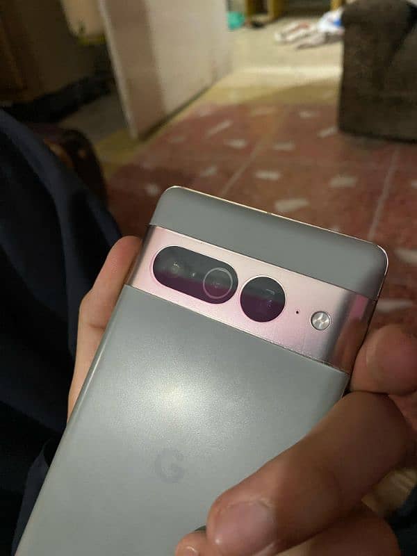 Google Pixel 7 pro lines in screen 3