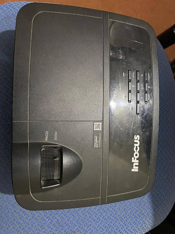 Projector Infocus IN114x price negotiable 1