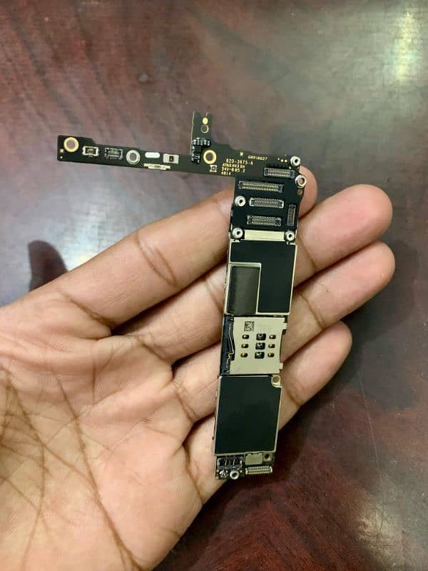 iPhone 6 plus 128gb board 0