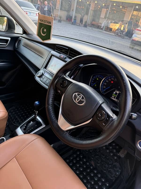 Toyota Corolla Axio 2014 4