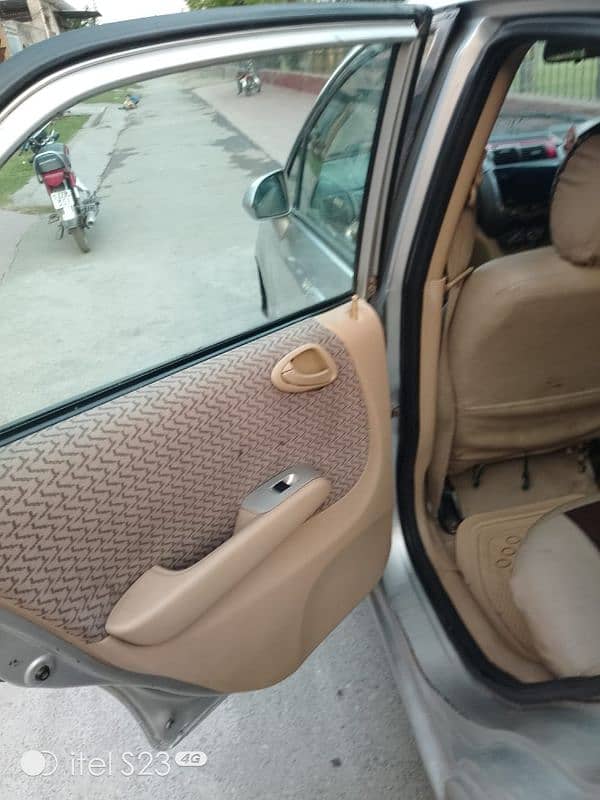 Honda City 2004 4