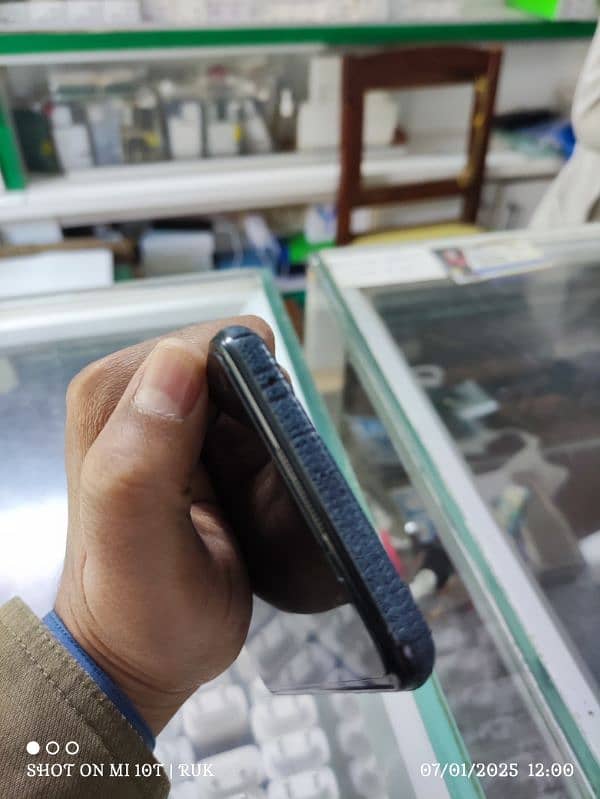 ONEPLUS 9 5G ( exchange possible) 2
