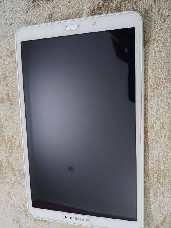 Galaxy Tab for sale 9/10 condition 5
