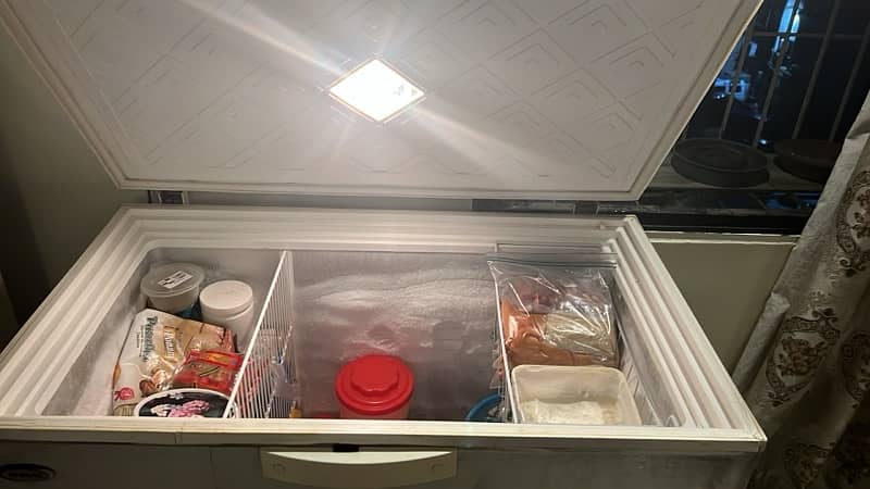 Waves Deep Freezer Perfect Excellent Working 2