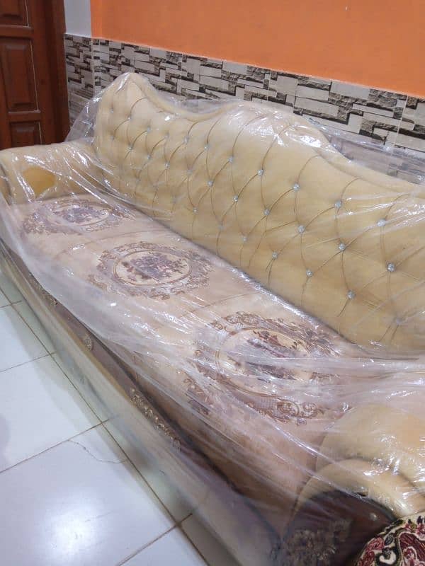 5 seater sofa set with free wooden glass table 1