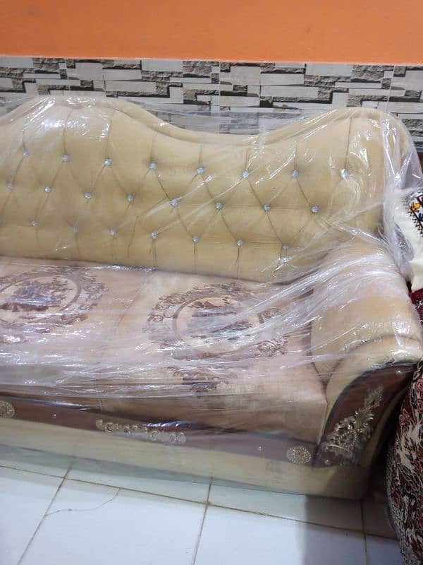 5 seater sofa set with free wooden glass table 2