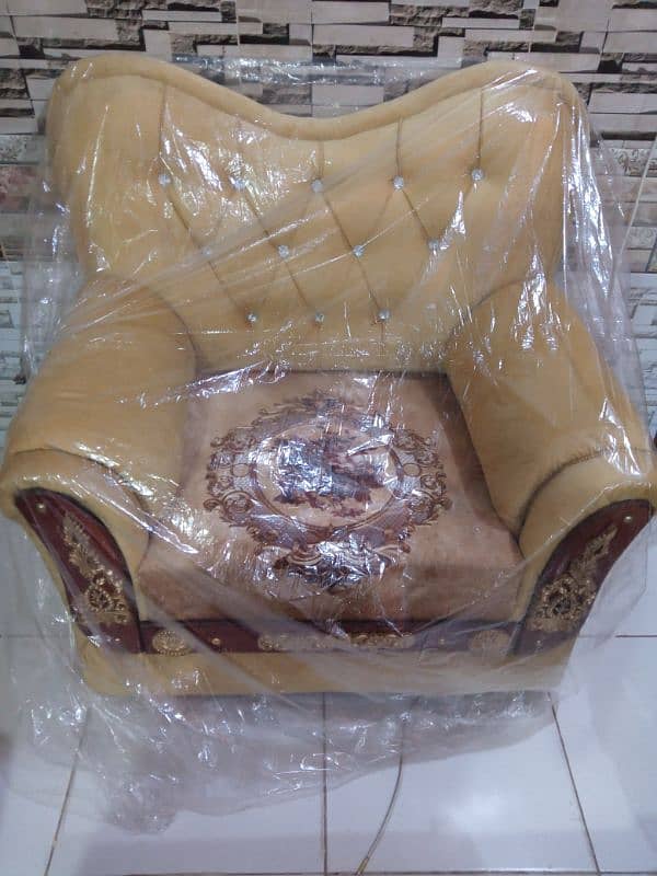 5 seater sofa set with free wooden glass table 5