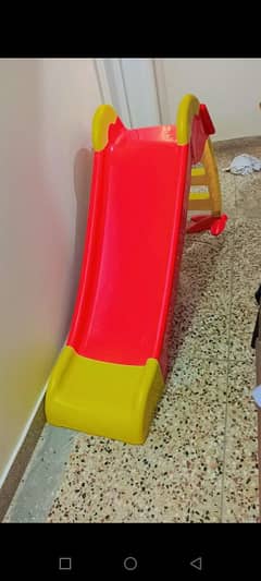 Slide with 3 steps