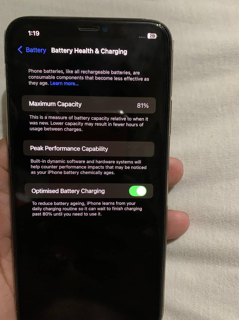 Apple iPhone 11 Pro Max 7