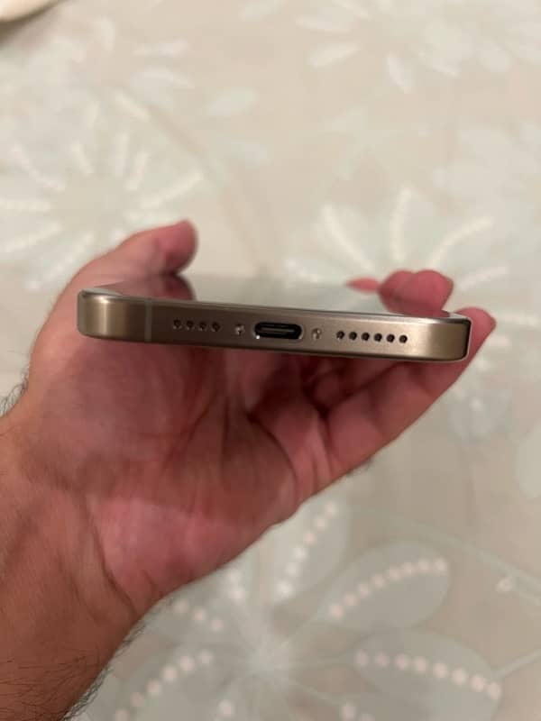 iphone 15 pro max , just box open PHYSICAL SIM, non pta, factory unlok 6