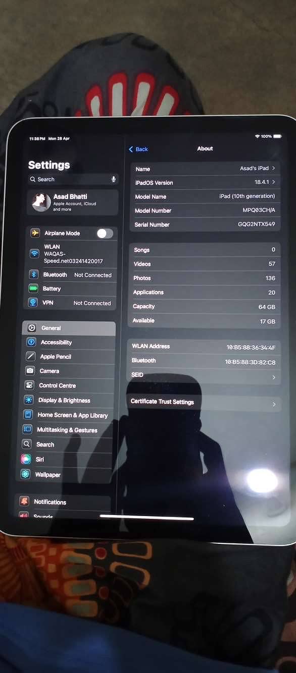 I pad 10th generation 0