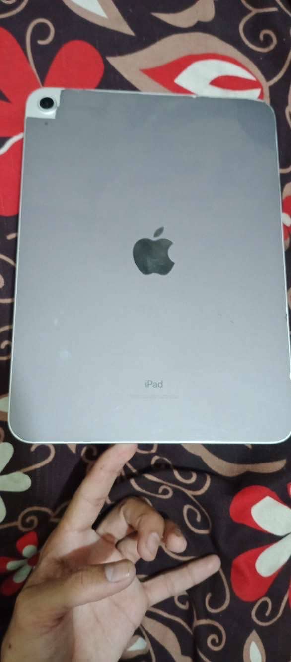 I pad 10th generation 1