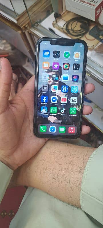 iphone 11 64GB 0