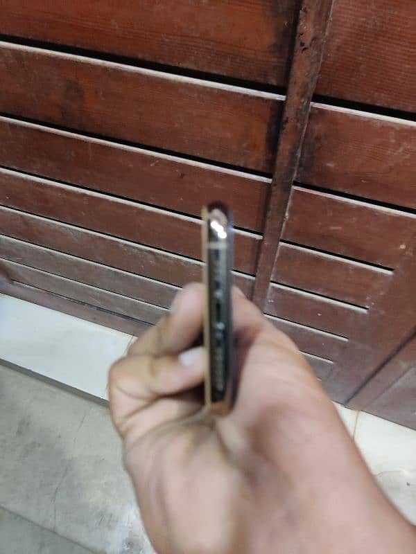 iphone 11 pro for sale 3