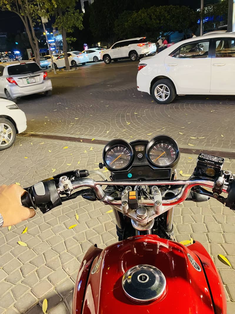 Yamaha YBR 125G 7