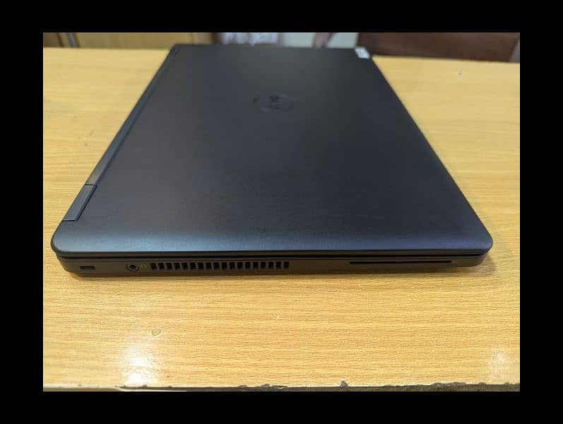 DELL LATITUDE 5450 i5 5th Fhd 0
