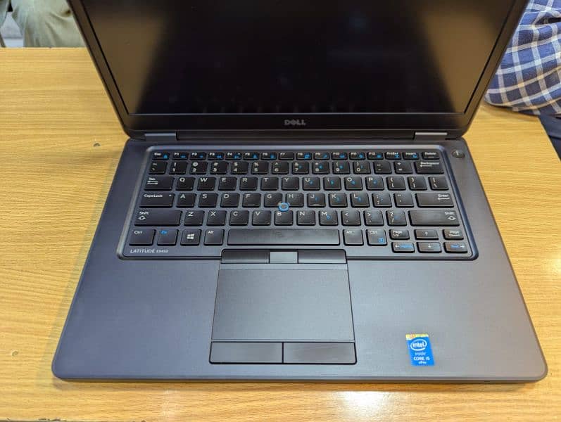DELL LATITUDE 5450 i5 5th Fhd 5