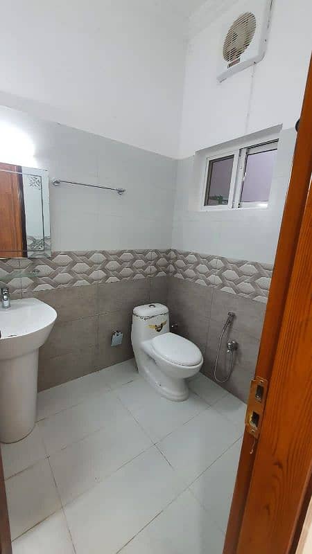 2 Bed Draing Tv Lounge Available For Rent 5