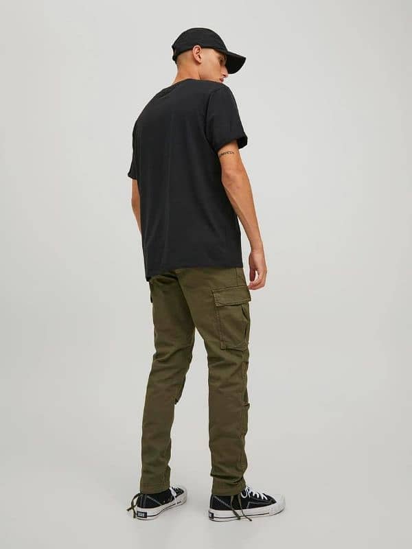 JACK & JONES BEST QUALITY CARGO TROUSERS. 7