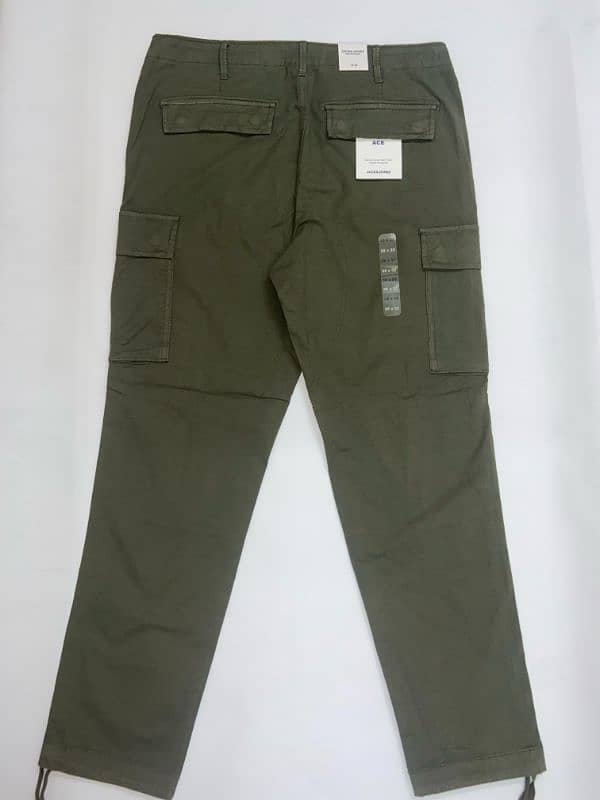 JACK & JONES BEST QUALITY CARGO TROUSERS. 11