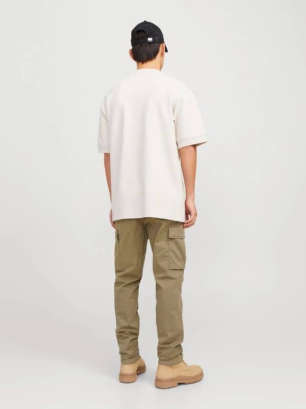JACK & JONES BEST QUALITY CARGO TROUSERS. 14