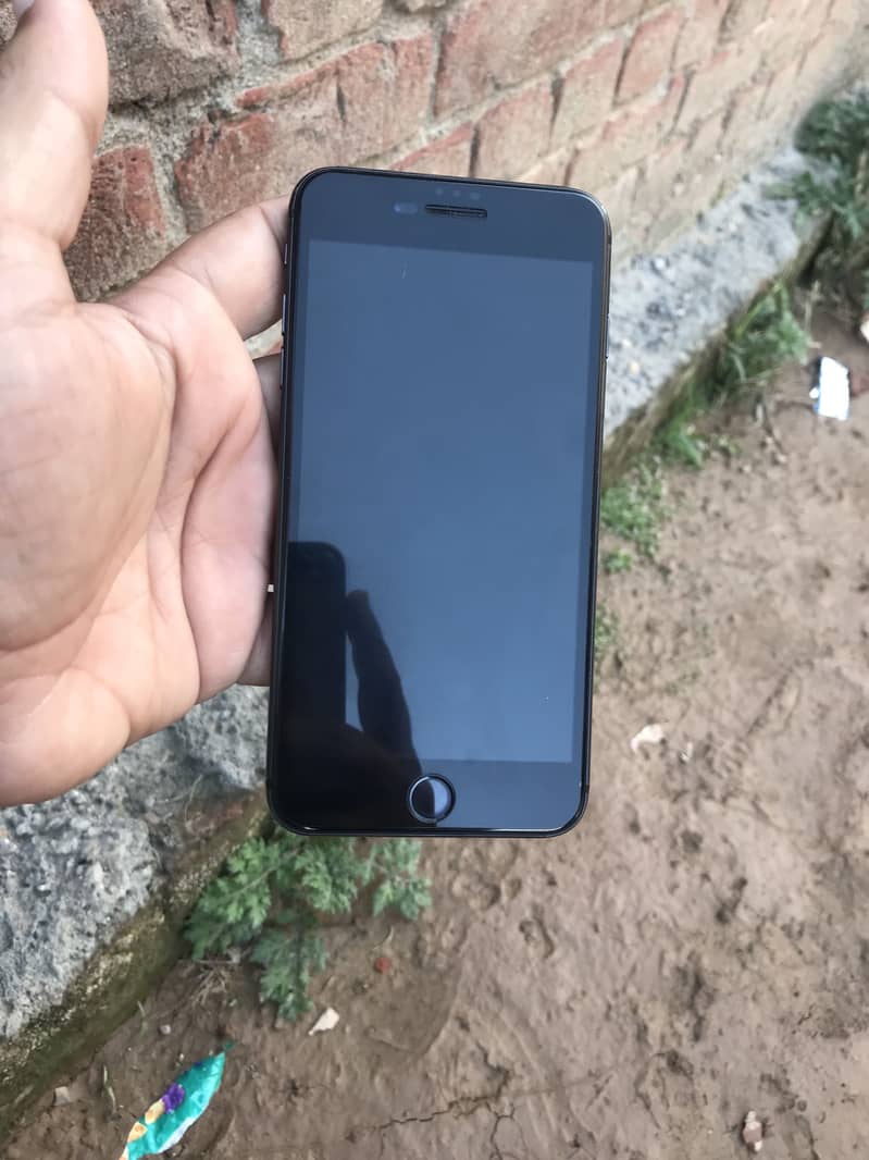 iPhone 8 Plus pta jv 1