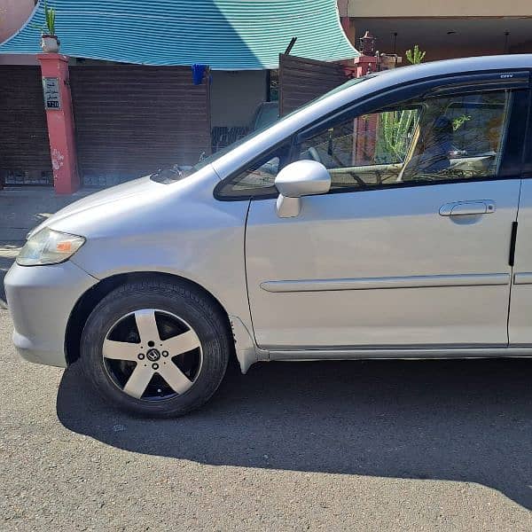 Honda City IDSI 2005 12