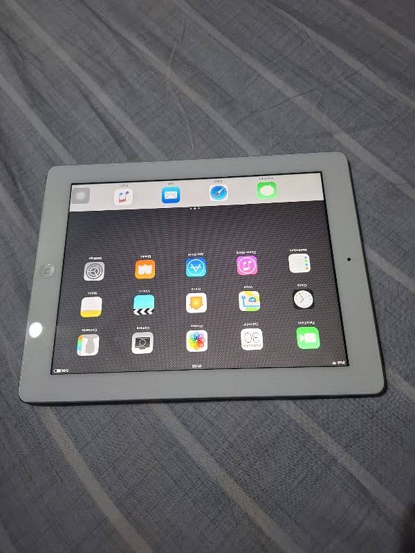 ipad for urgent sale 2