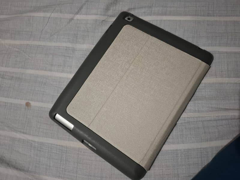 ipad for urgent sale 6
