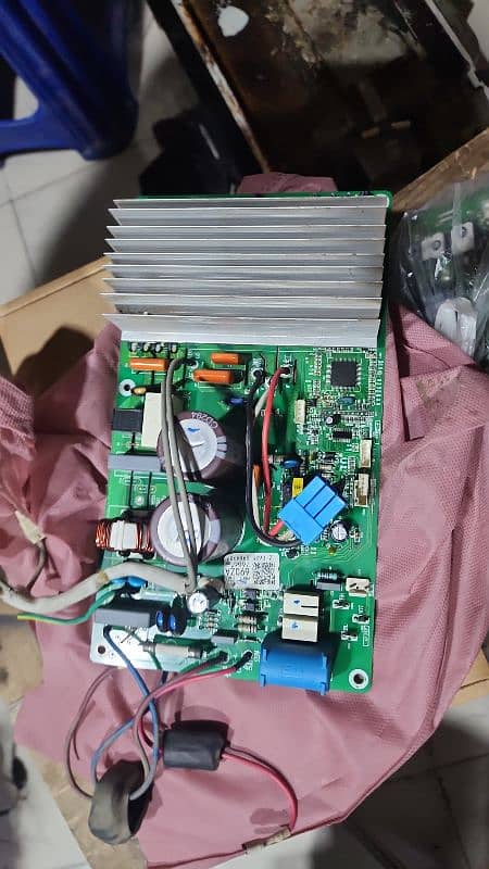 Specialist In Dc Inverter Ac Kits Repairing Master 4