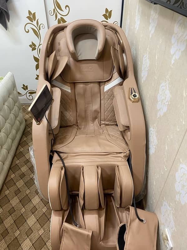 ZERO INFINITY MASSAGE CHAIR 1