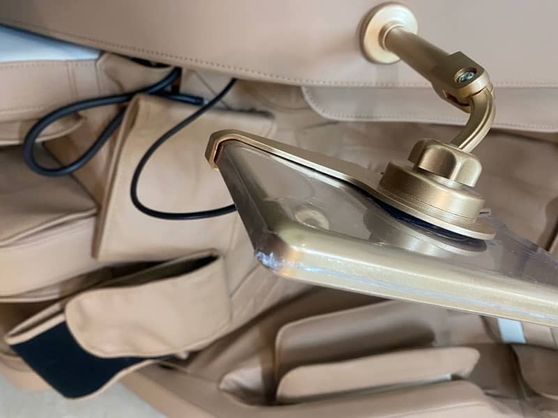ZERO INFINITY MASSAGE CHAIR 2