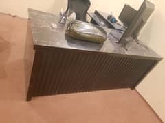 Office table only 2 month use