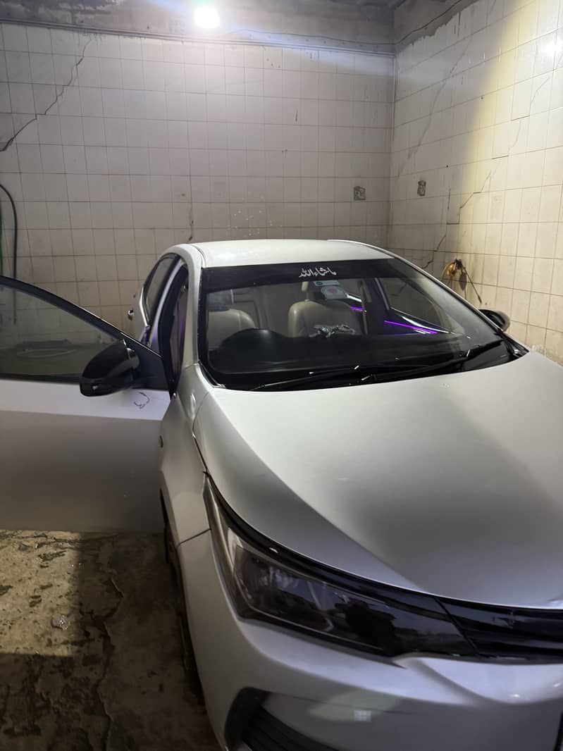 Toyota corolla GLI 3