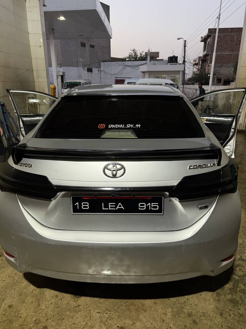 Toyota corolla GLI 7